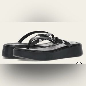 FRYE Maya Buckle Thong Sandals, Black Leather, NIB, 9.5